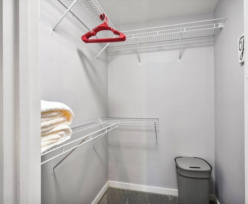 Charming 3-Bedroom Home In Heart Of アシュランド エクステリア 写真