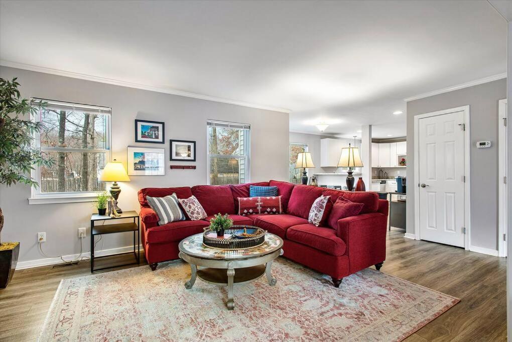 Charming 3-Bedroom Home In Heart Of アシュランド エクステリア 写真
